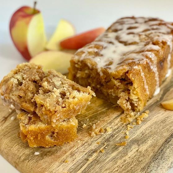 Apple Fritter Loaf Cake With Crumbles and Slices