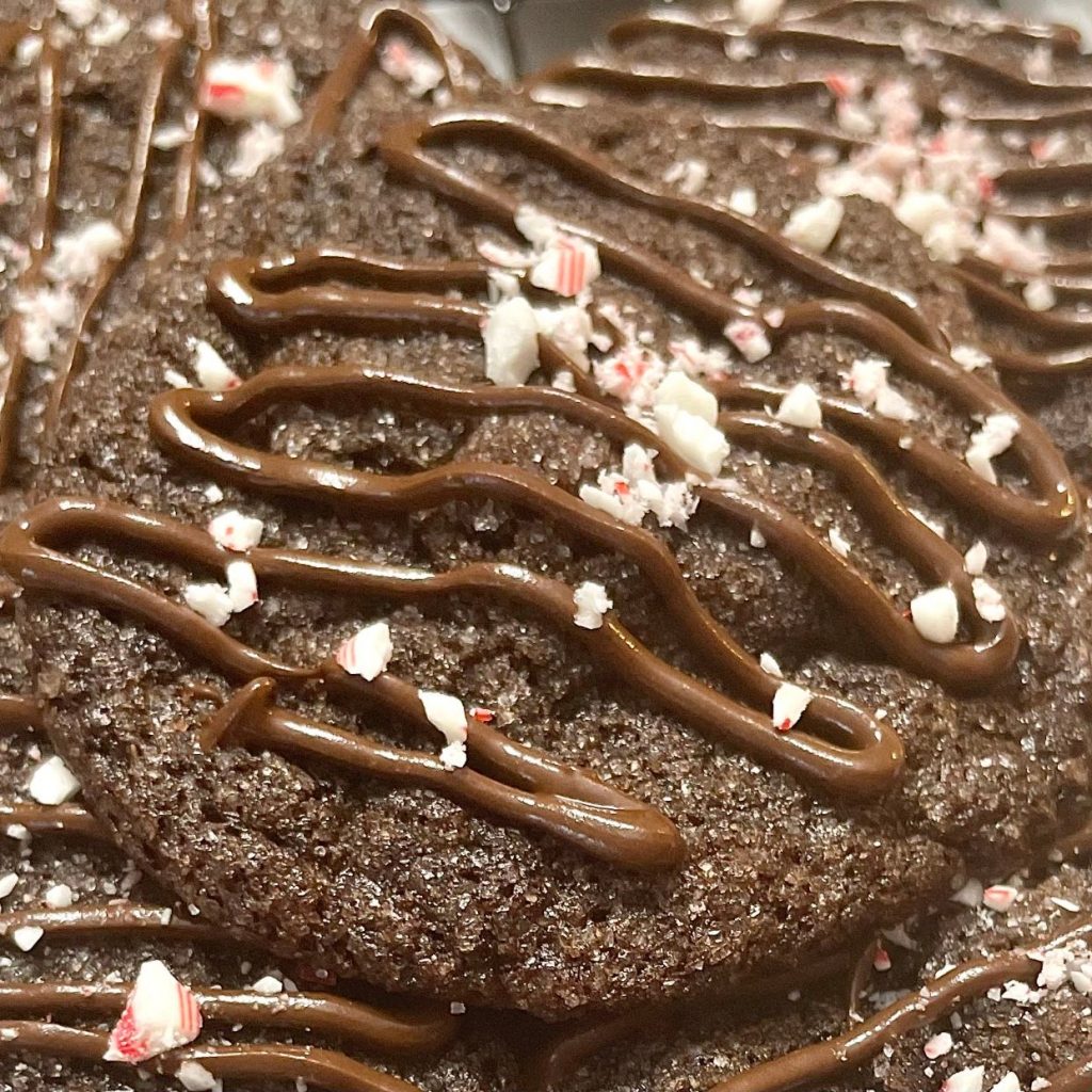 Chocolate Peppermint Cookies With Peppermint Sprinkle